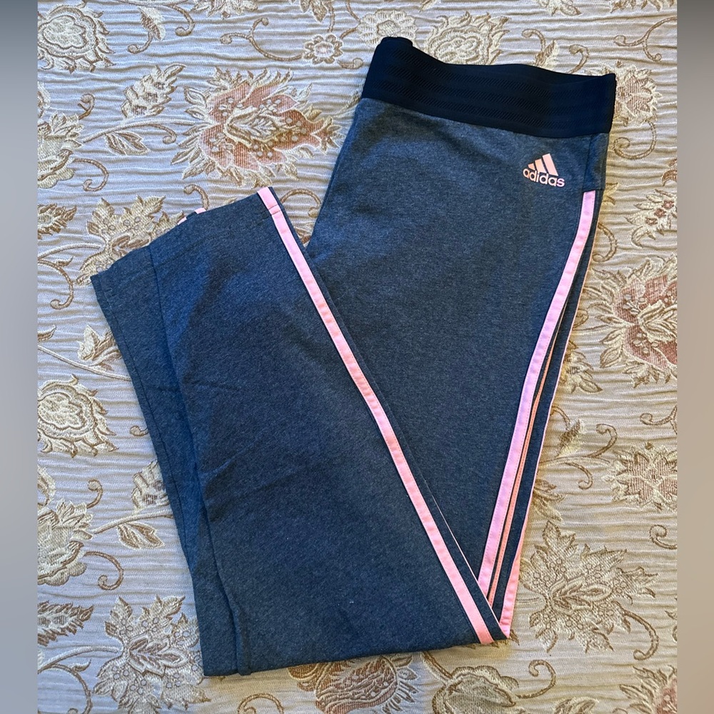 Adidas leggings